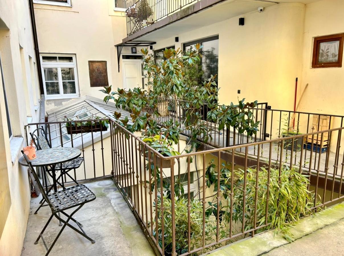 Skau Family Venturska Apartamento Bratislava Exterior foto