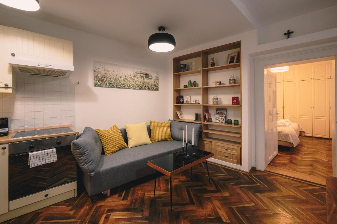 Skau Family Venturska Apartamento Bratislava Exterior foto
