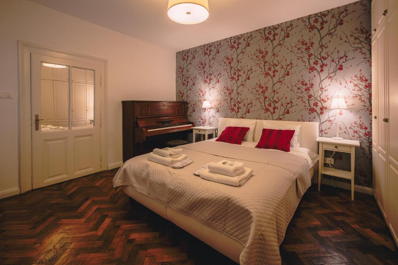 Skau Family Venturska Apartamento Bratislava Exterior foto